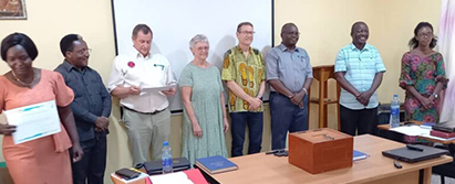 På kurserne underviste LM's tværkulturelle konsulenter, Else Wiwe og Enok Sørensen, sammen med tanzaniske gæstundervisere Al Massira kursus, 13.-19. november i Dar es Salaam