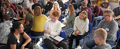 Der blev lyttet opmærksomt til gruppesamlingerne på LMBU's lederkonference den 18.-20. september på Agerskov Kristne Friskole. LMBU lederkonference september 2020